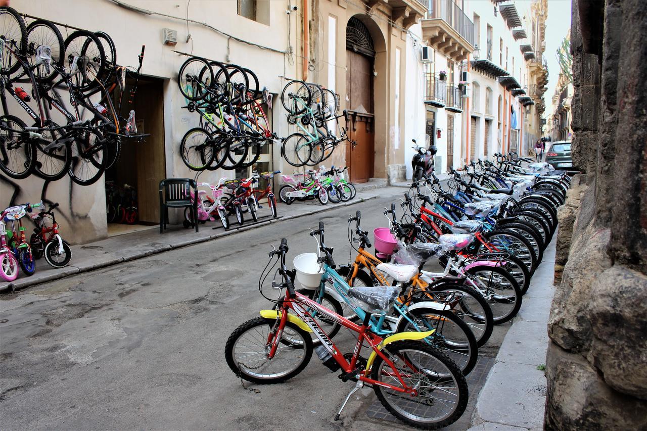 مبيت وإفطار باليرمو La Via Delle Biciclette المظهر الخارجي الصورة